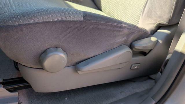 Used 2004 Toyota 4Runner SR5 image 18