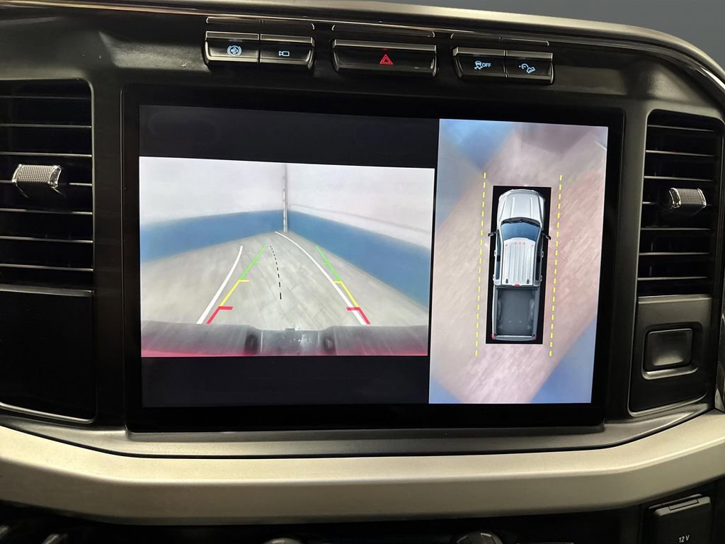 Used 2023 Ford F250 XLT w/ XLT Premium Package image 11