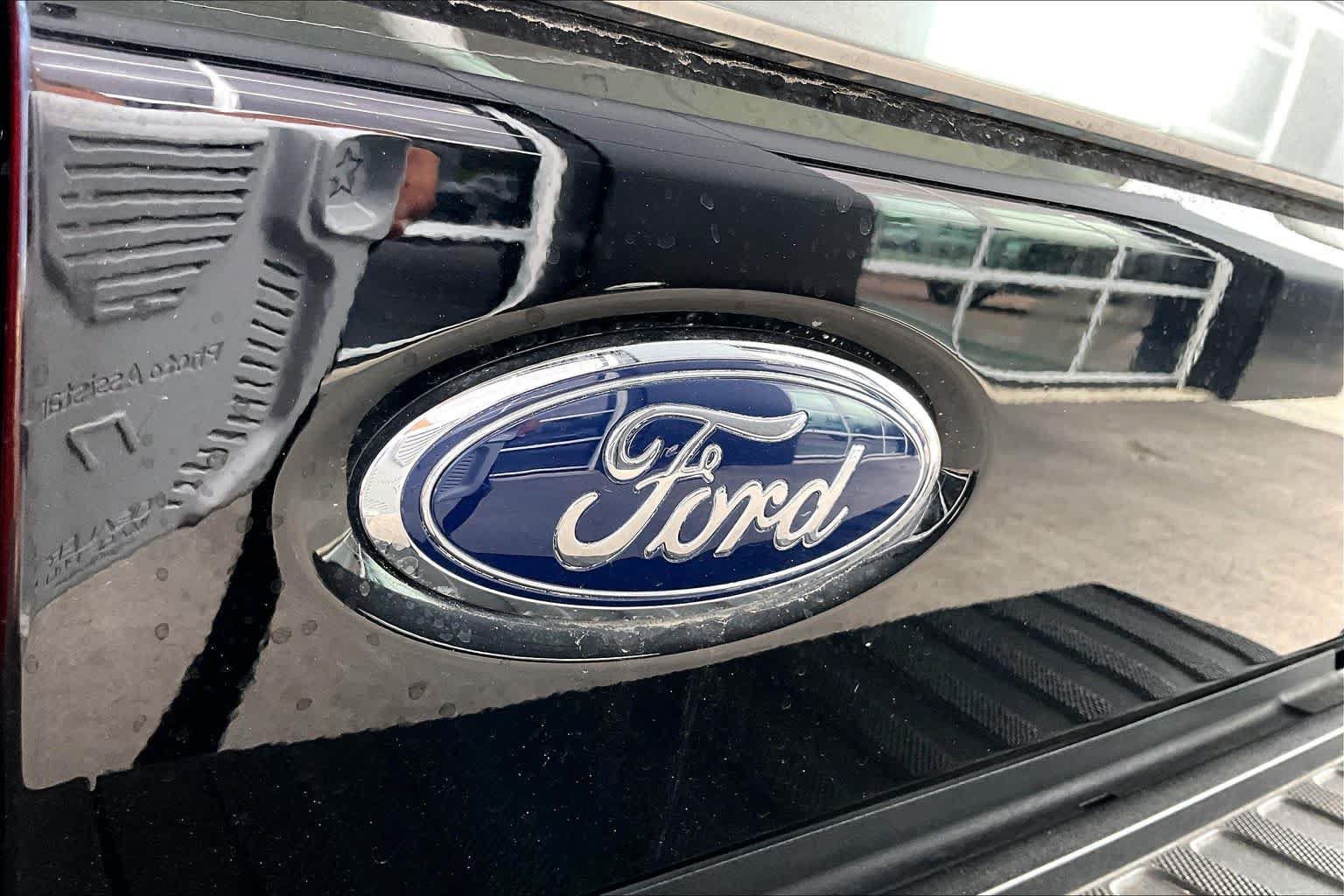 Used 2026 Ford F250 Platinum w/ Platinum Plus Package AWD/4WD image 30