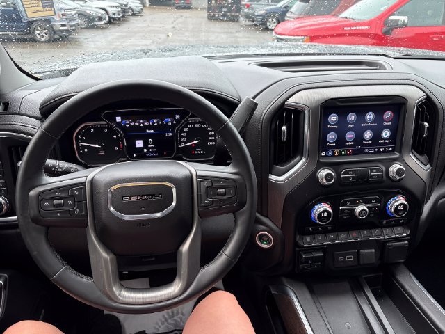 Used 2023 GMC Sierra 3500 Denali w/ Denali Black Diamond Edition AWD/4WD image 10