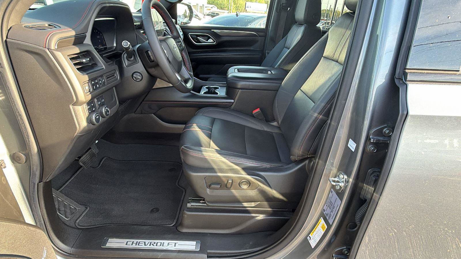 Certified 2022 Chevrolet Tahoe RST w/ Sport Performance Package image 13