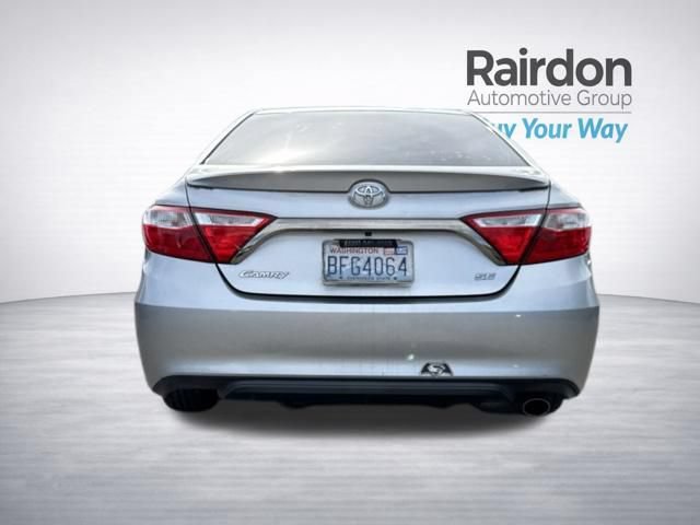Used 2016 Toyota Camry SE FWD image 6