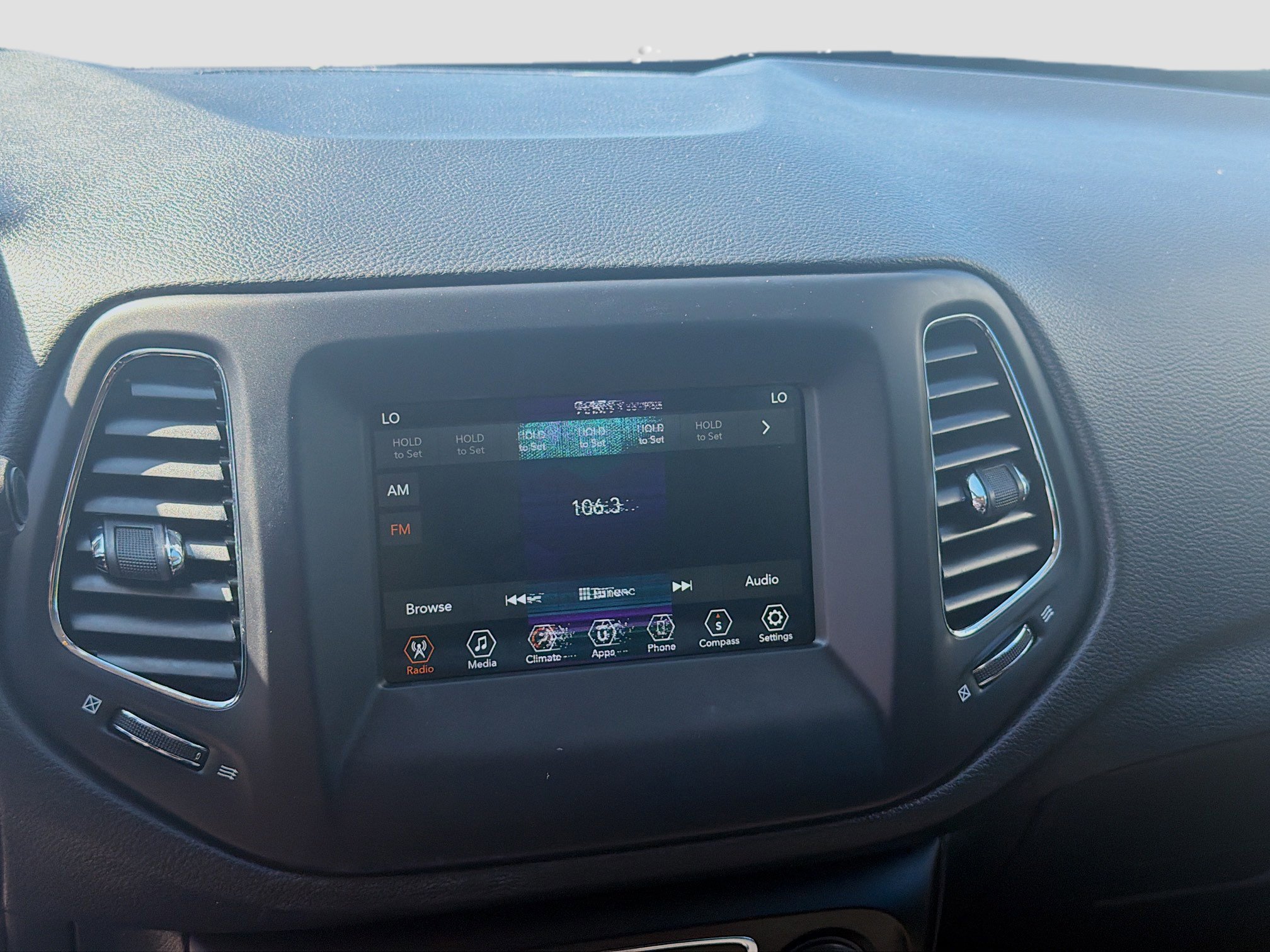 Used 2019 Jeep Compass Sport FWD image 13