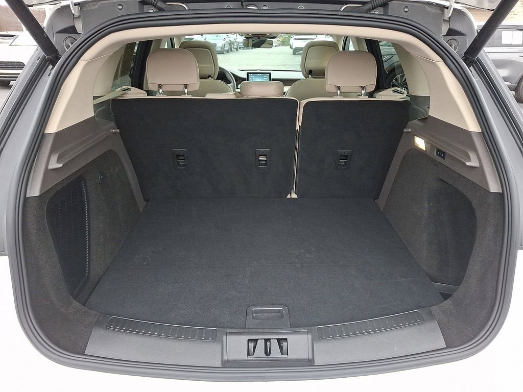 Certified 2022 Lincoln Corsair Reserve w/ Equipment Group 201A image 28