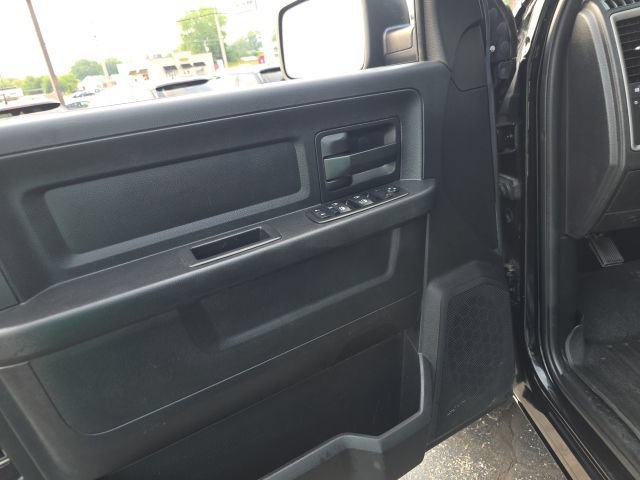 Used 2014 RAM 1500 Express w/ Black Ram 1500 Express Group AWD/4WD image 10