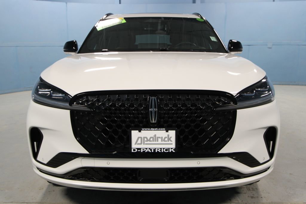 Used 2025 Lincoln Aviator Reserve w/ Jet Appearance Package image 28