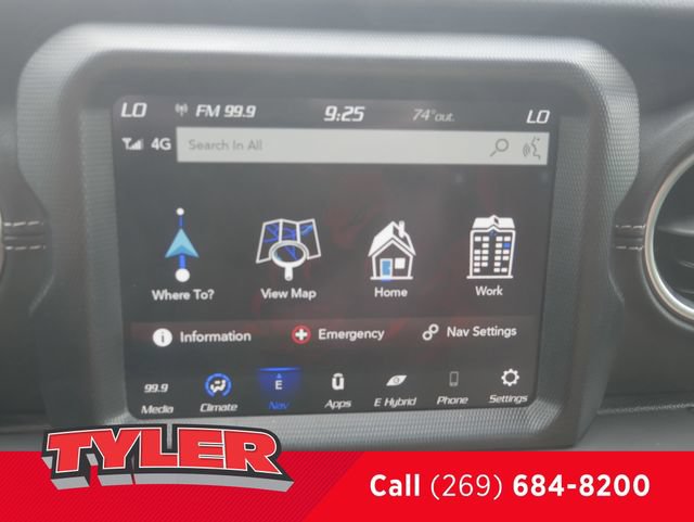 Used 2023 Jeep Wrangler Unlimited Sahara w/ Cold Weather Group AWD/4WD image 44