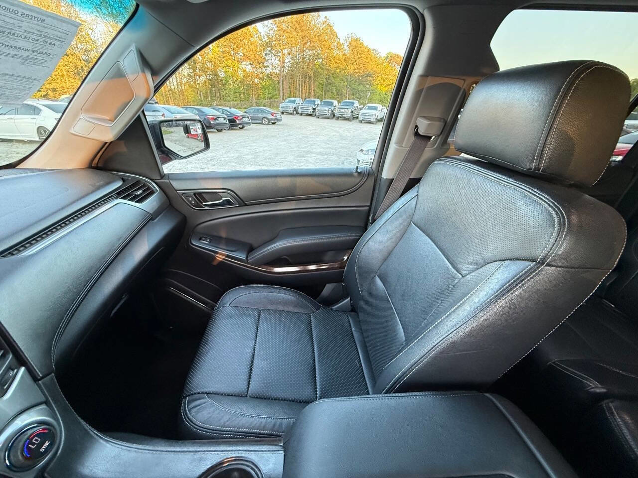 Used 2016 Chevrolet Suburban LS RWD image 14