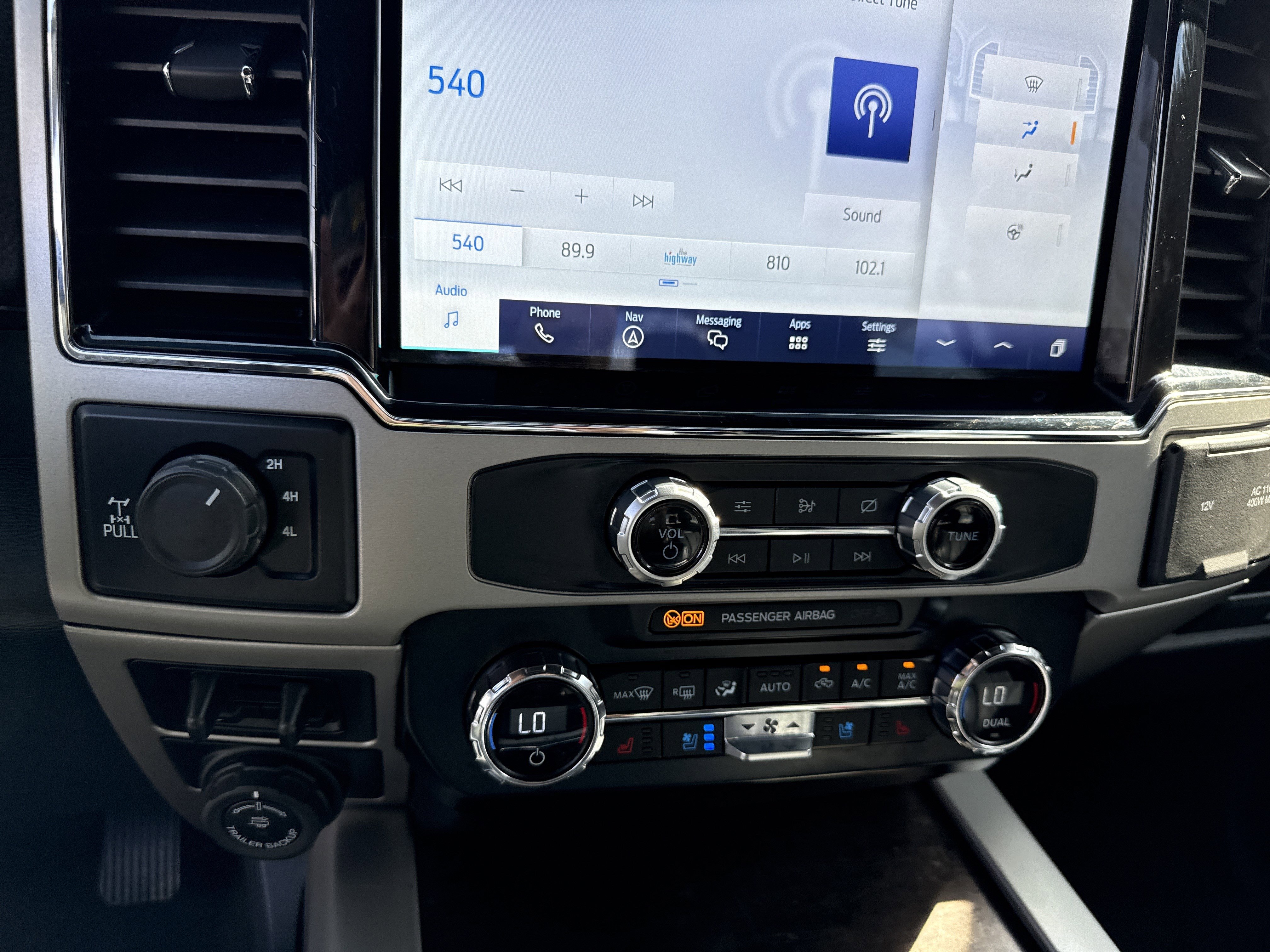 Used 2022 Ford F250 Lariat w/ Lariat Ultimate Package image 28