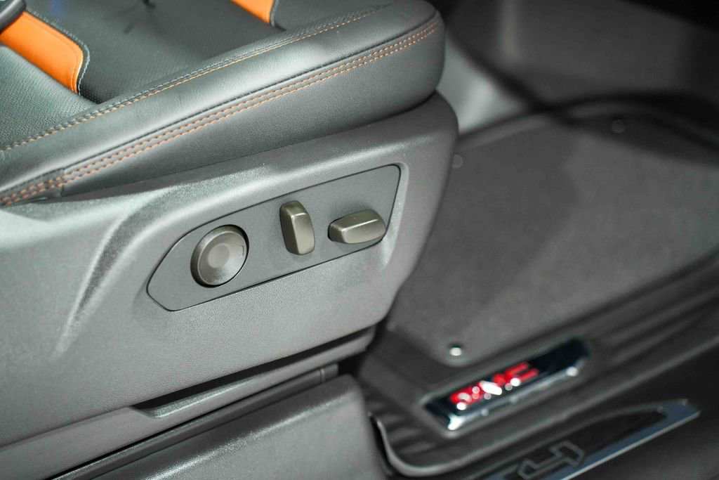 Used 2026 GMC Sierra 2500 AT4 w/ AT4 Premium Plus Package image 22