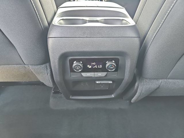 New 2026 Chevrolet Traverse LT w/ Enhanced Driving Package FWD image 21