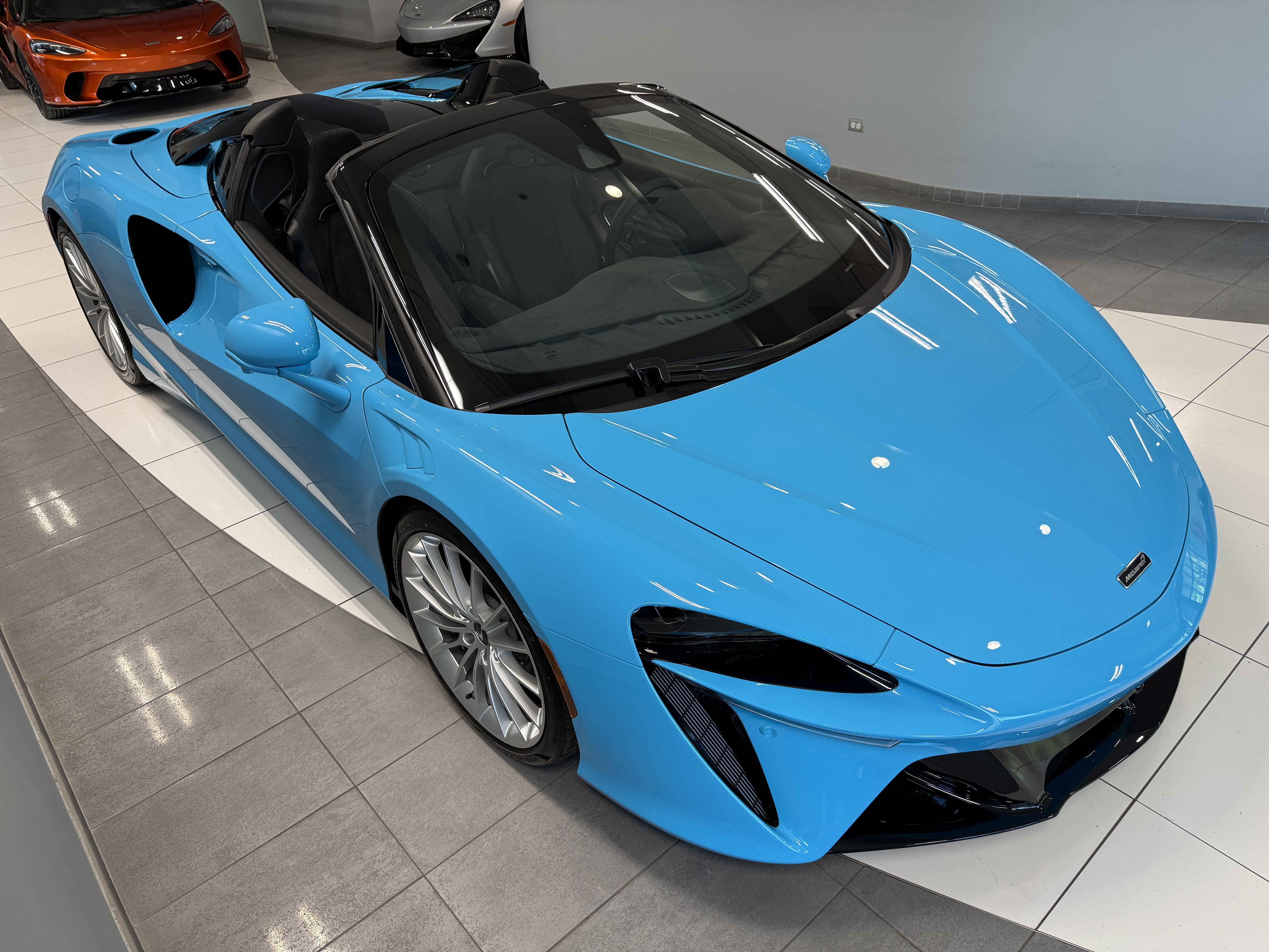 New 2026 McLaren Artura Spider RWD image 6