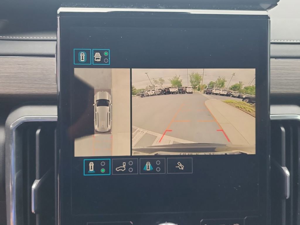 Used 2024 GMC Acadia Denali w/ Super Cruise Package FWD image 15