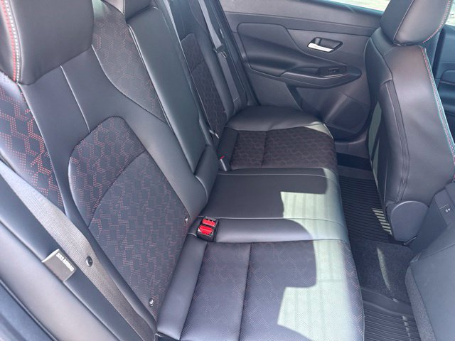 Used 2026 Nissan Sentra SR w/ SR Premium Package FWD image 18