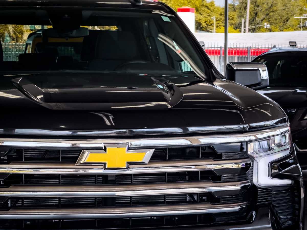 Used 2024 Chevrolet Silverado 1500 LT image 21