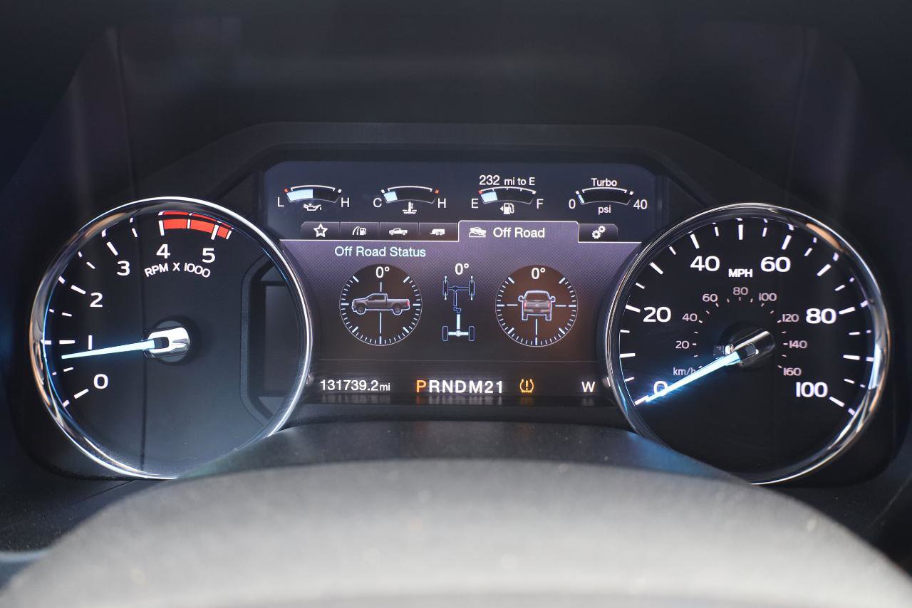Used 2019 Ford F350 Platinum w/ Platinum Ultimate Package AWD/4WD image 9