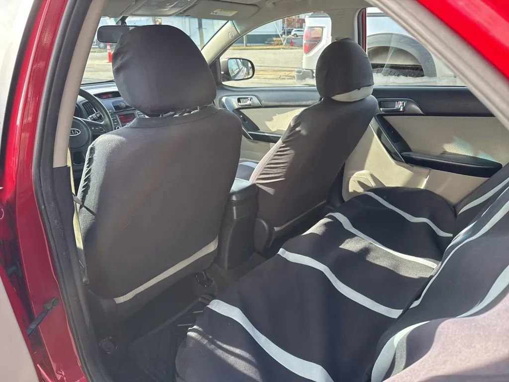 Used 2013 Kia Forte EX w/ Fuel Economy Pkg image 5