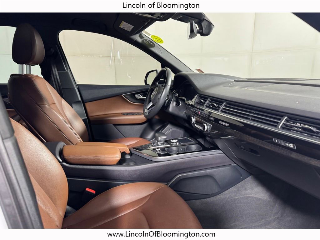 Used 2018 Audi Q7 3.0T Prestige w/ Prestige Package AWD/4WD image 14