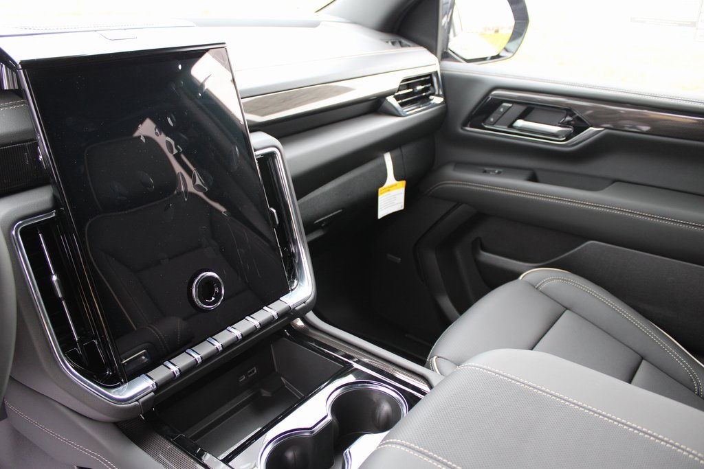 New 2026 GMC Yukon Elevation image 15