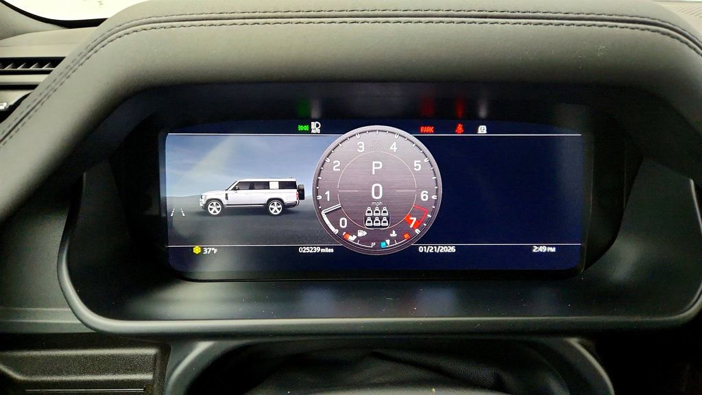 Used 2024 Land Rover Defender 130 X-Dynamic SE image 14