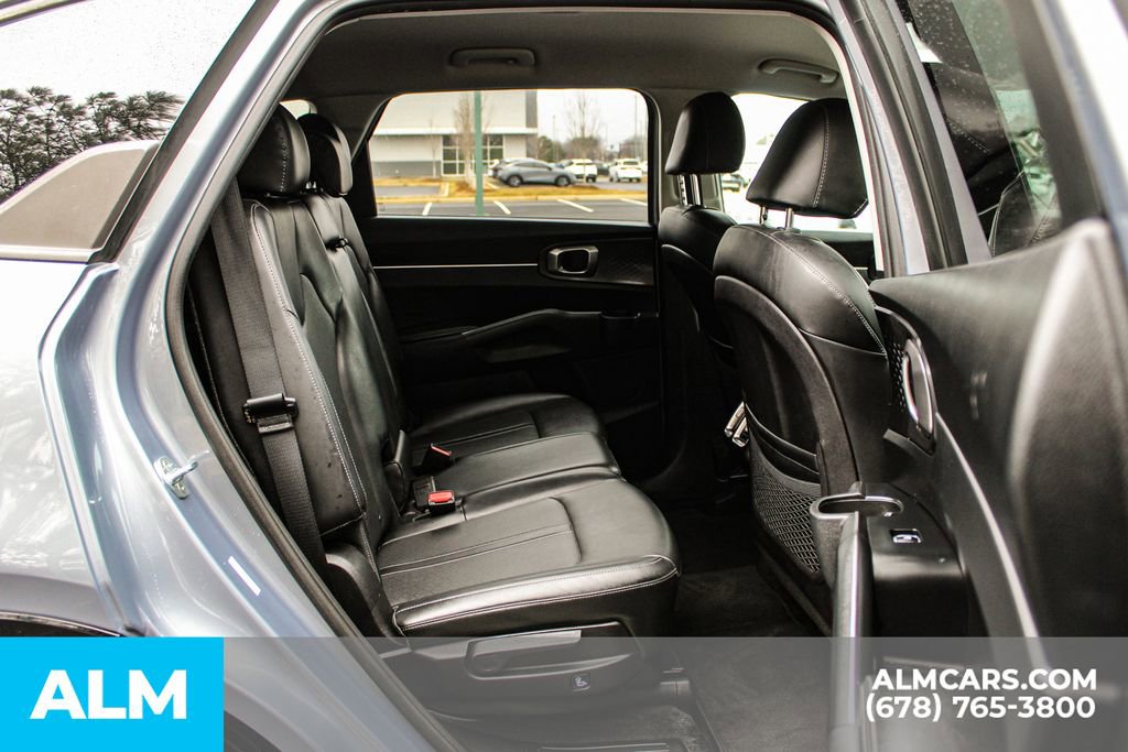 Used 2022 Kia Sorento S FWD image 21