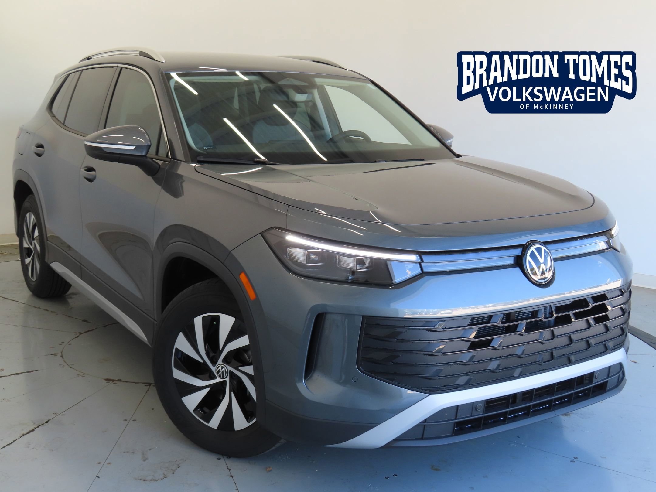 New 2025 Volkswagen Tiguan S