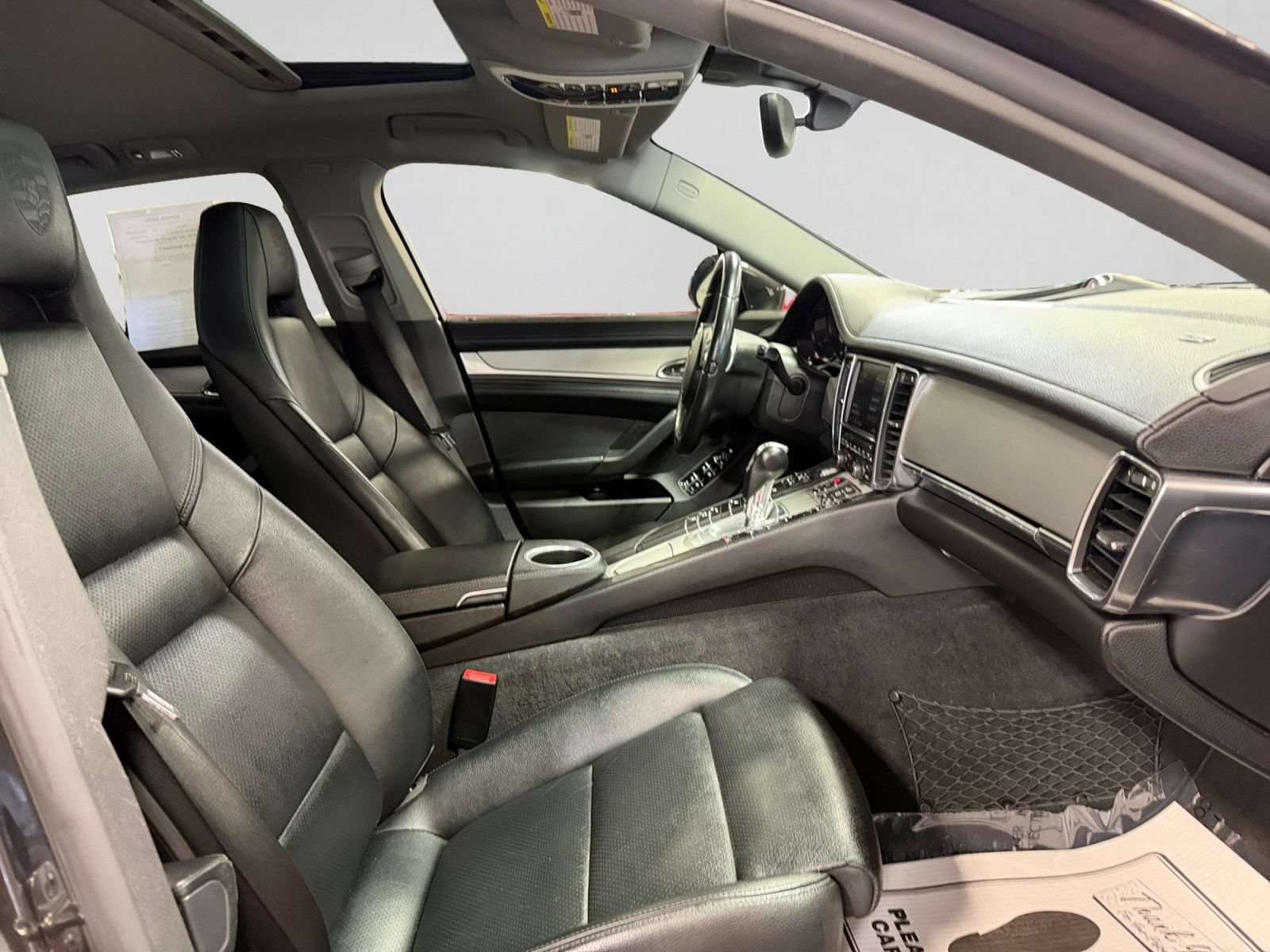 Used 2014 Porsche Panamera 4 w/ Premium Package AWD/4WD image 23