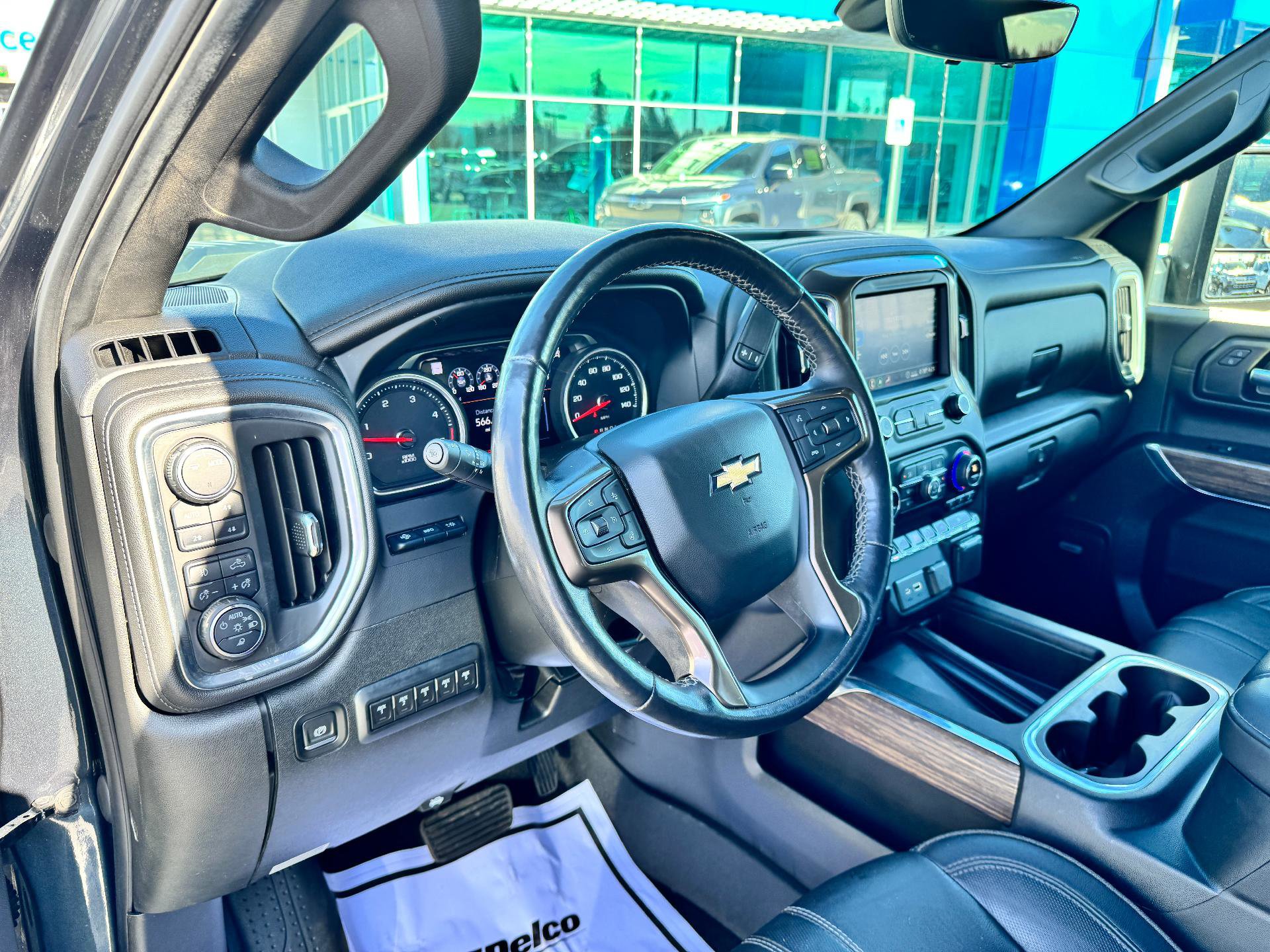 Used 2020 Chevrolet Silverado 3500 High Country image 9