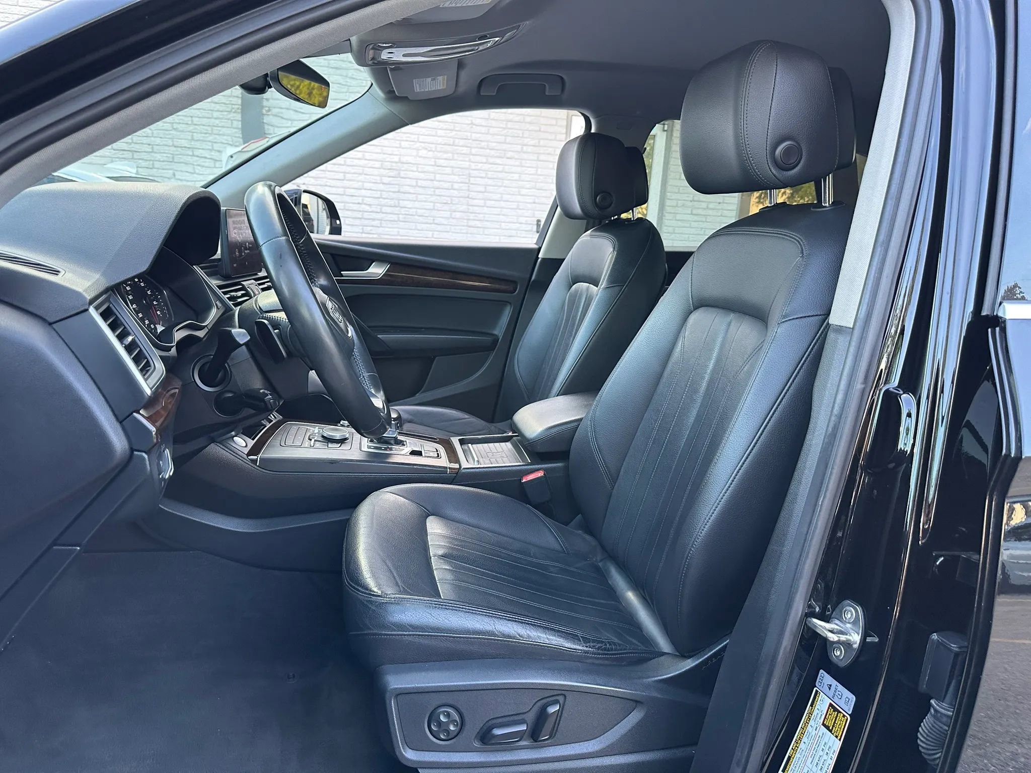 Used 2020 Audi Q5 2.0T Premium AWD/4WD image 12