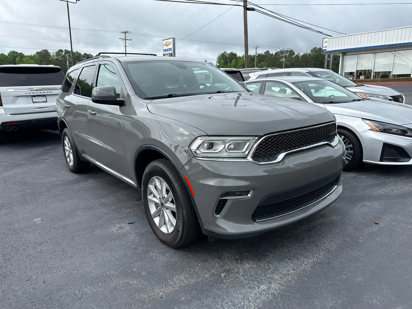 Used 2022 Dodge Durango SXT w/ Trailer Tow Group IV AWD/4WD image 2