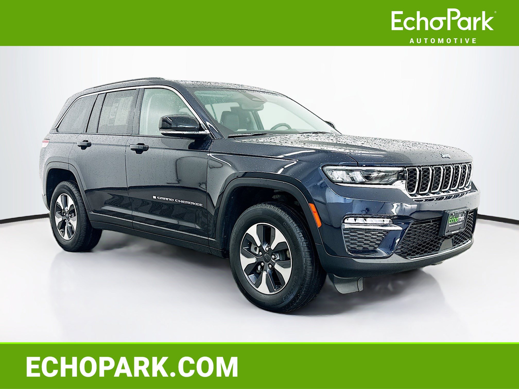 Used 2023 Jeep Grand Cherokee 4WD 4xe image 1