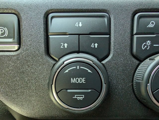 Used 2024 Chevrolet Silverado 3500 LT w/ Convenience Package AWD/4WD image 26