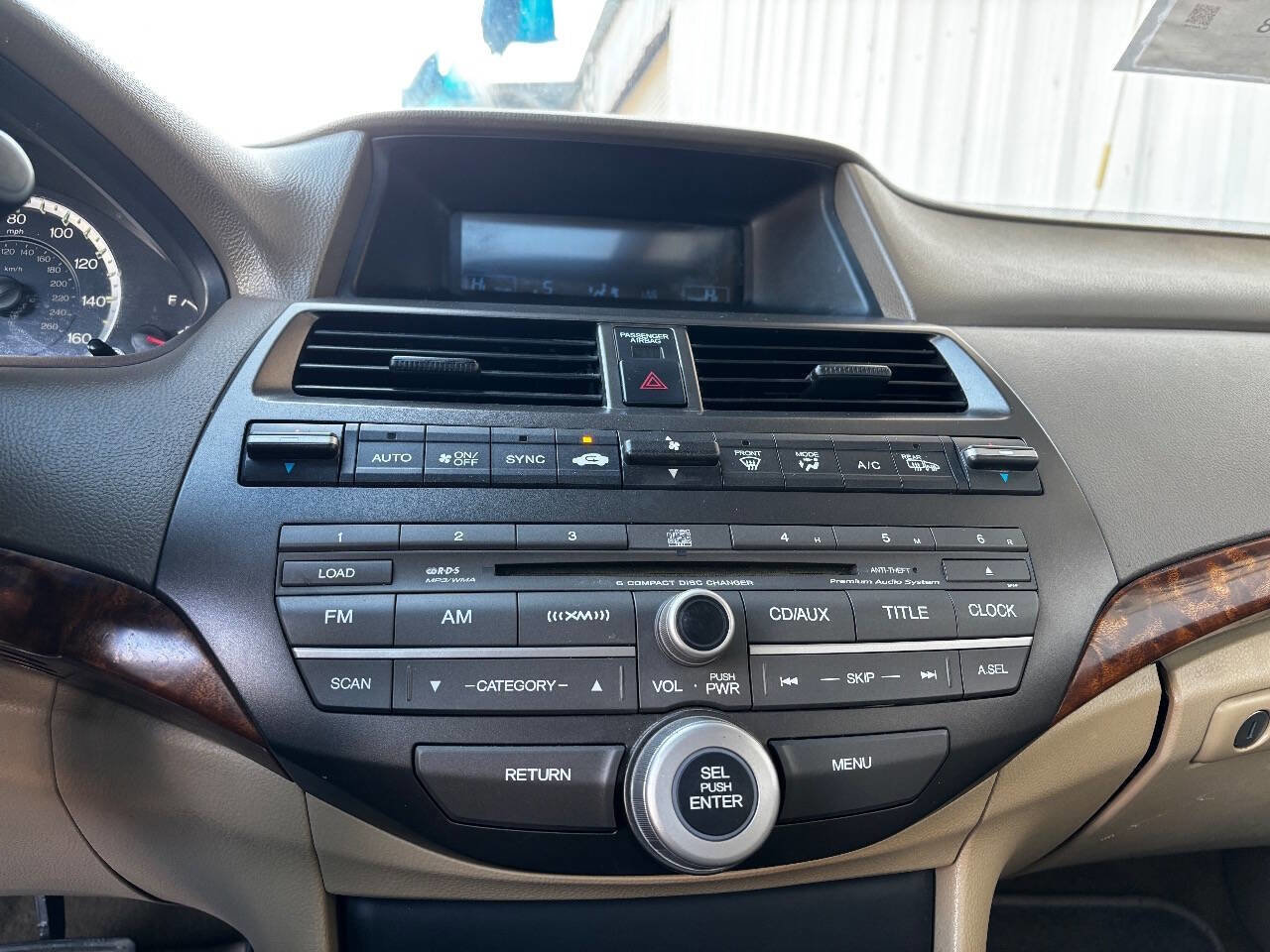 Used 2010 Honda Accord EX-L image 27