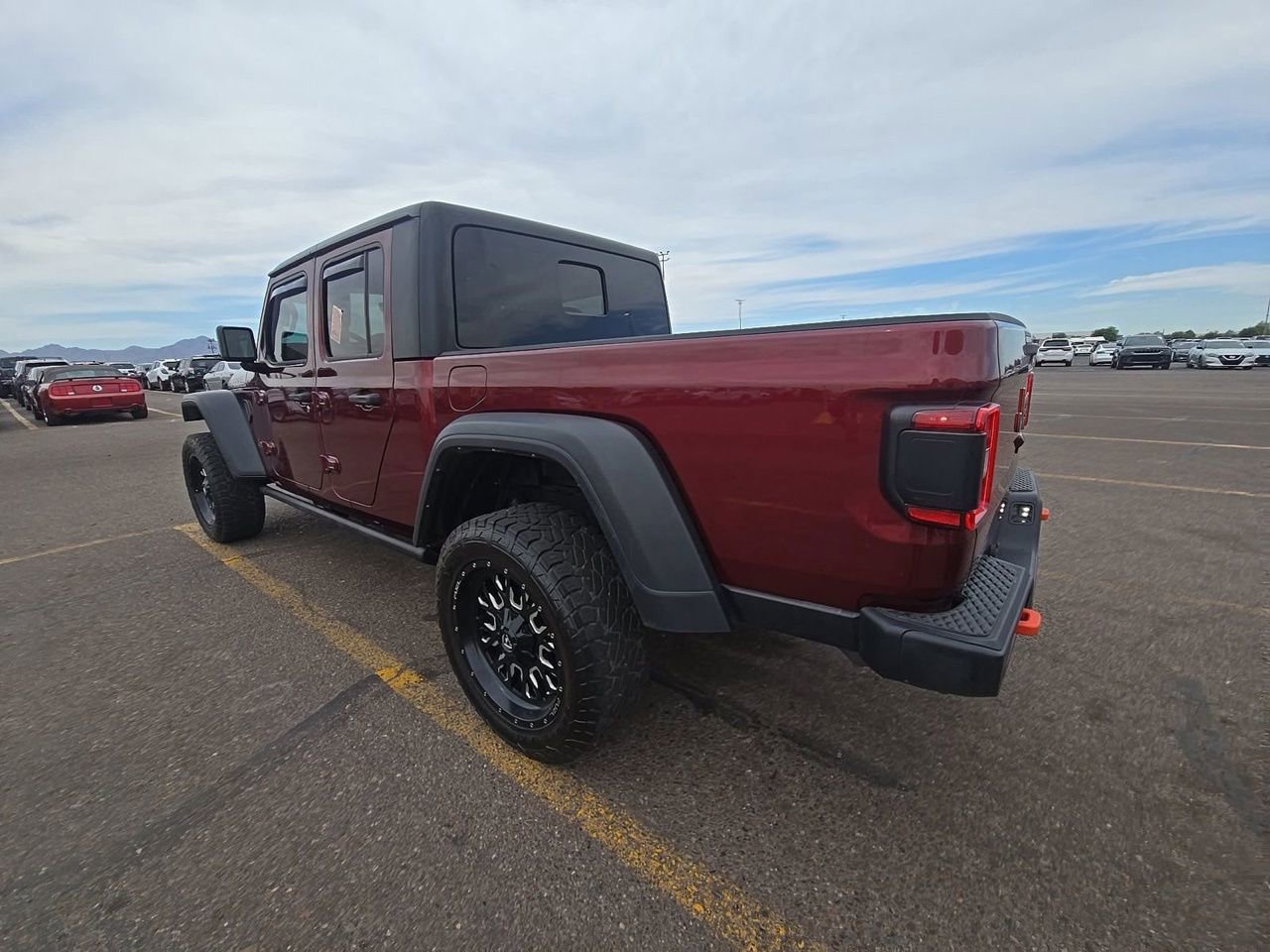 Used 2021 Jeep Gladiator Mojave AWD/4WD image 7