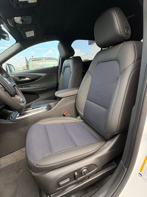New 2026 Buick Envista Preferred w/ Convenience I Package FWD image 12
