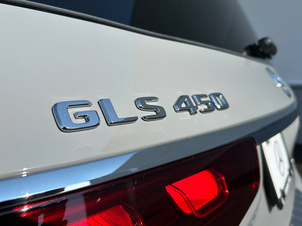 New 2026 Mercedes-Benz GLS 450 4MATIC image 32