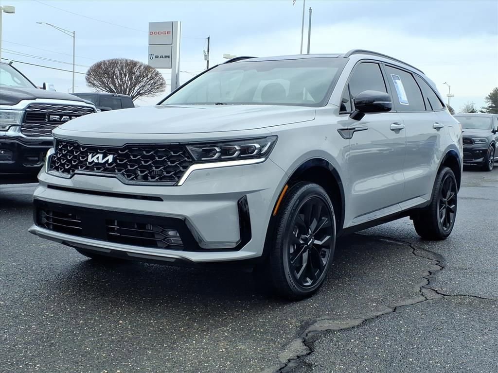 Used 2023 Kia Sorento SX AWD/4WD image 3