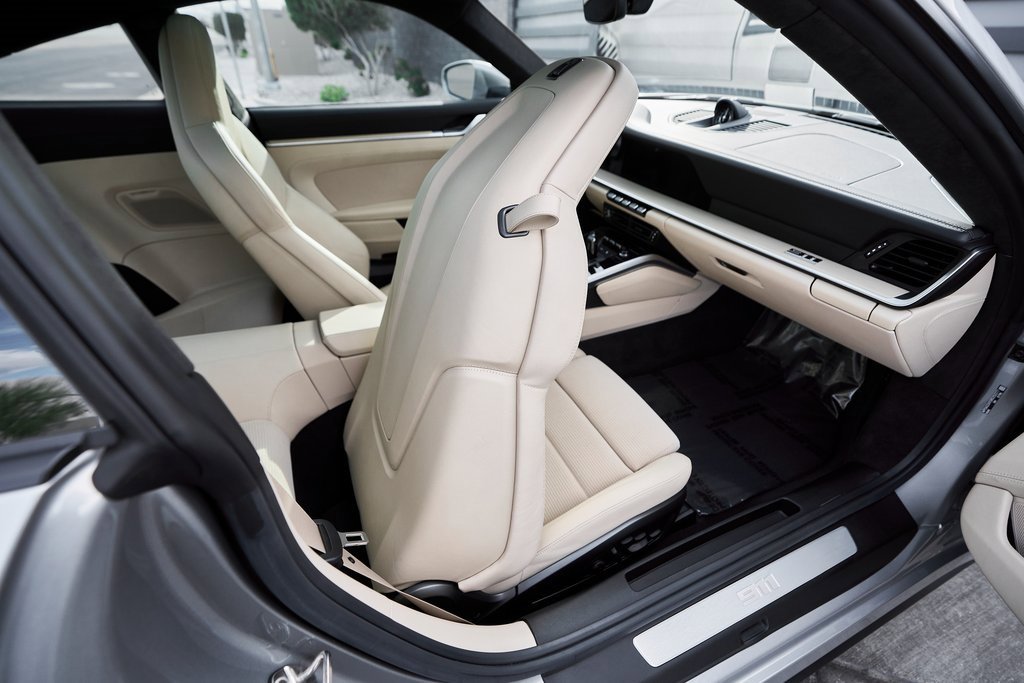 Used 2024 Porsche 911 Turbo S image 38