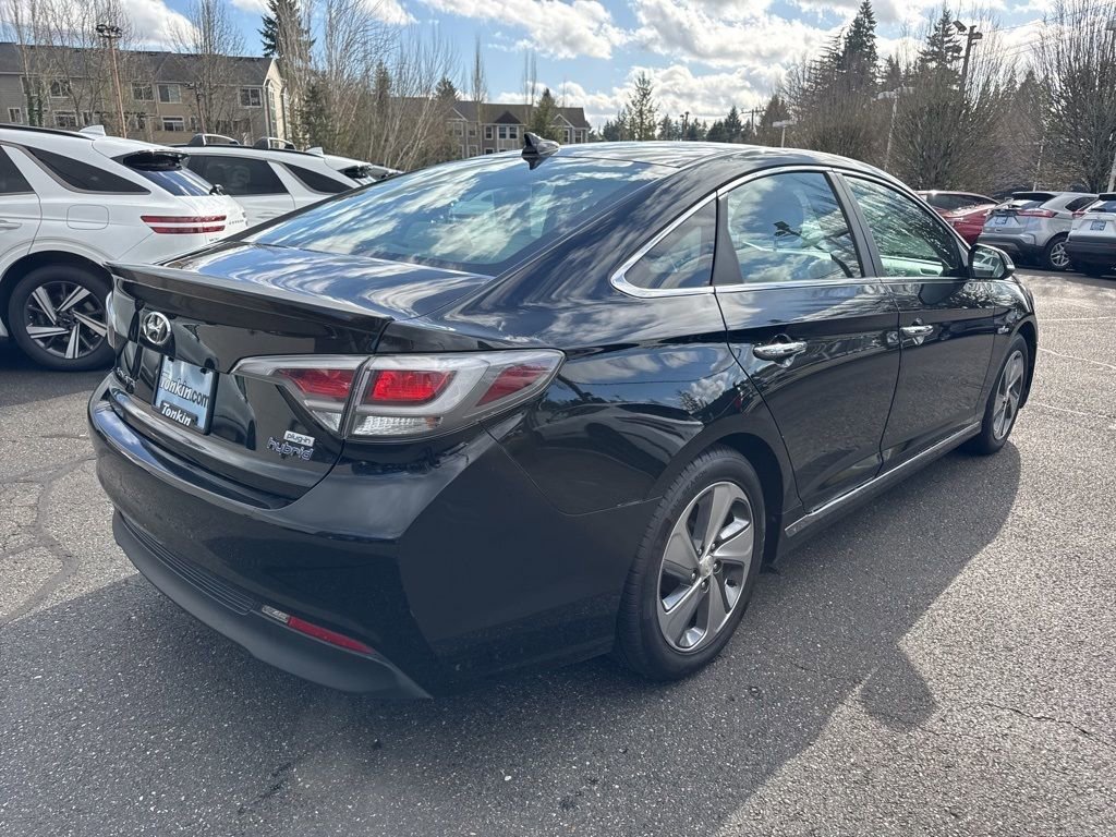 Used 2016 Hyundai Sonata Plug-In Hybrid image 7