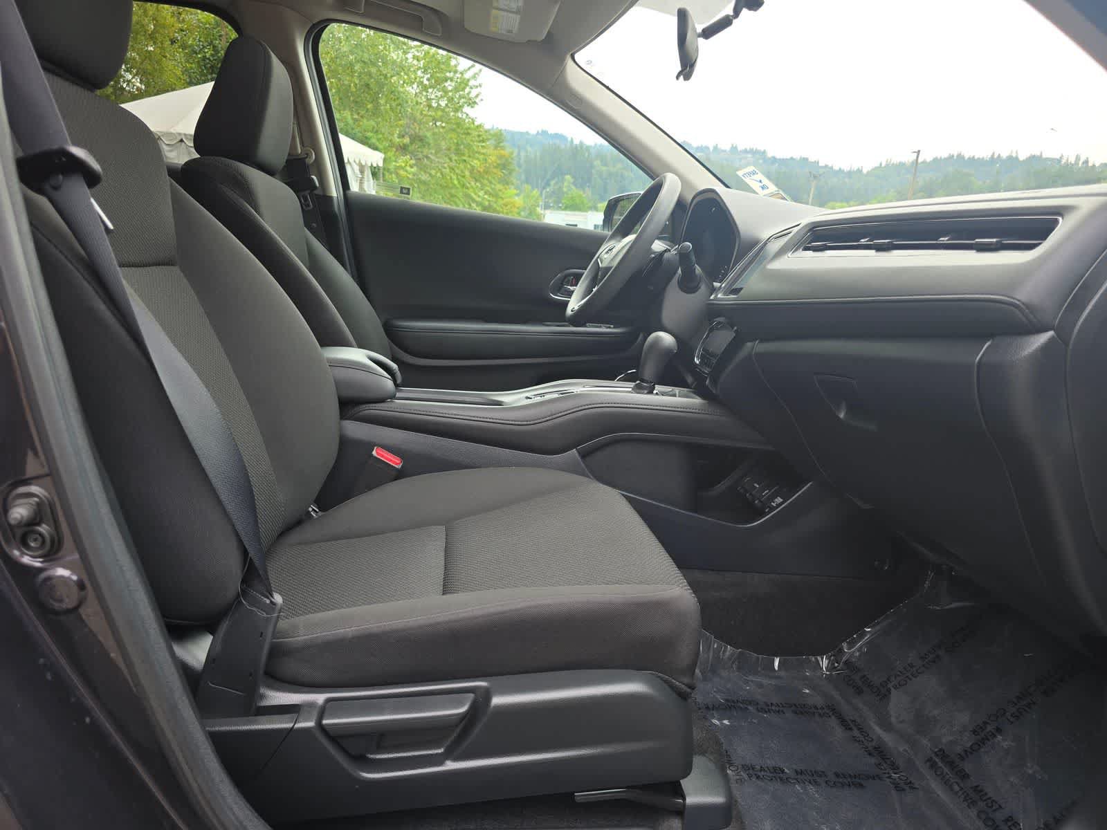 Used 2017 Honda HR-V EX image 27