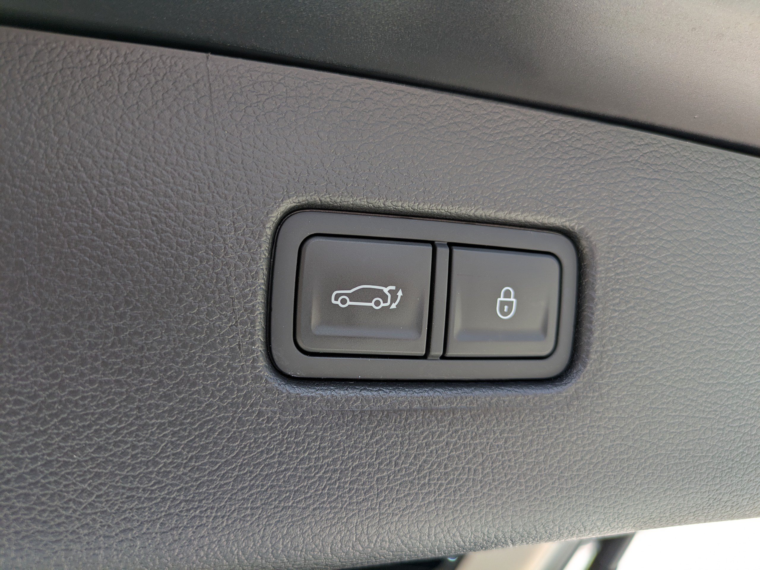 Certified 2025 Genesis GV80 2.5T Advanced AWD/4WD image 12