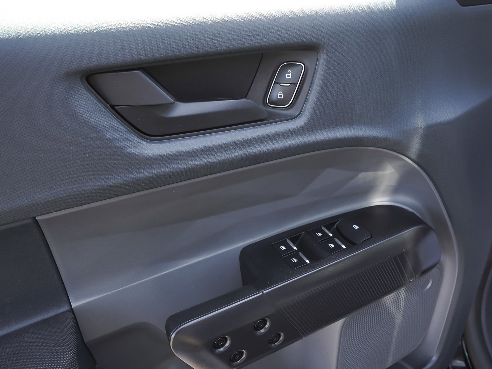 Used 2024 Ford Maverick XL image 10