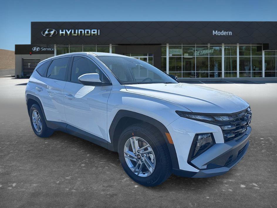 New 2026 Hyundai Tucson SE image 2