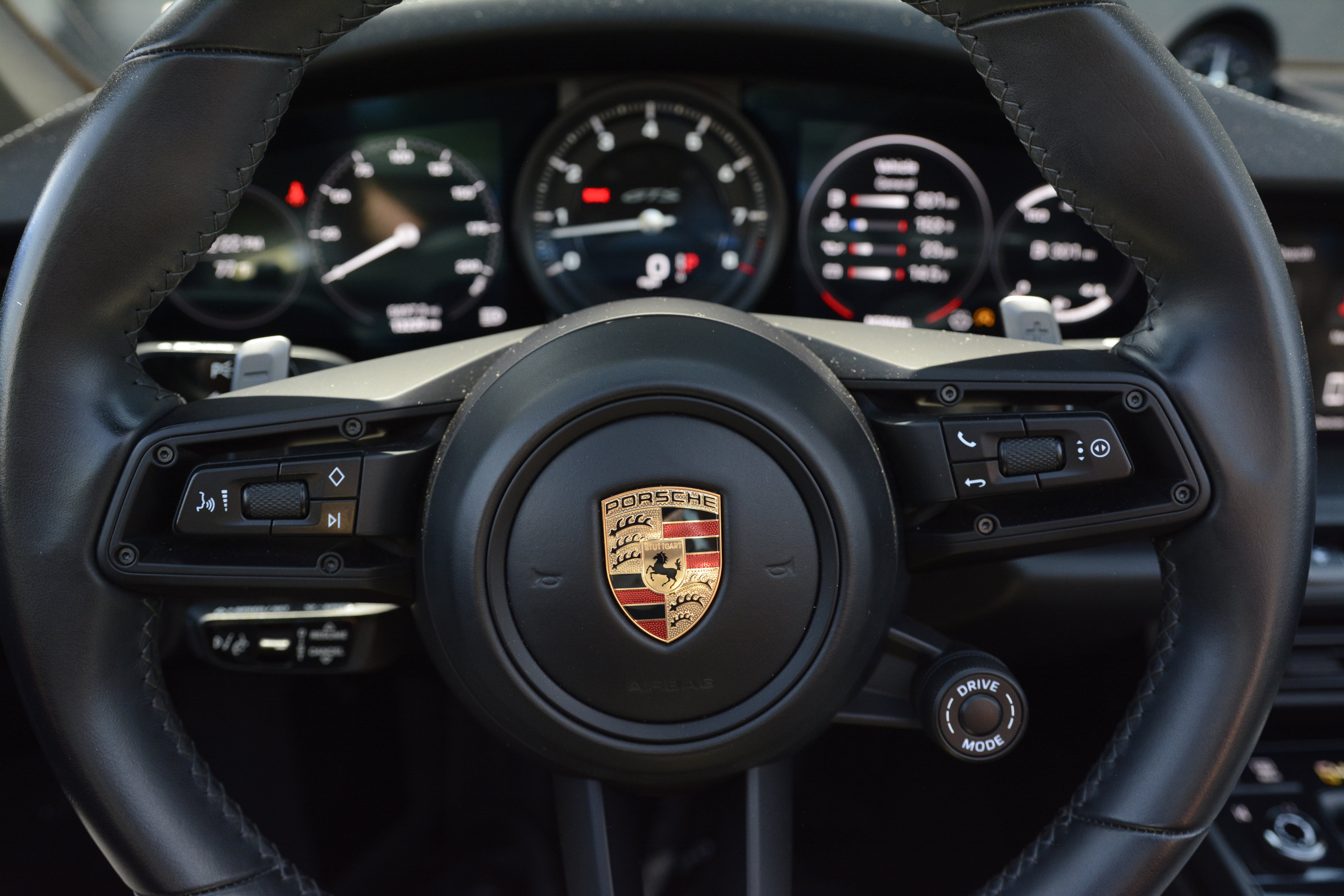 Certified 2022 Porsche 911 Targa 4 GTS AWD/4WD image 18