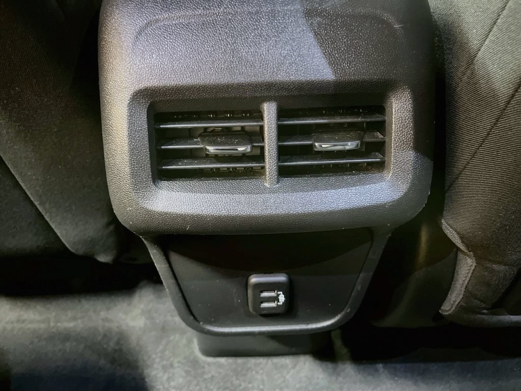 Used 2020 GMC Terrain SLE AWD/4WD image 24