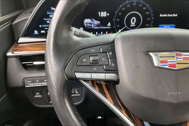 Used 2021 Cadillac Escalade Premium Luxury w/ Performance Package image 23