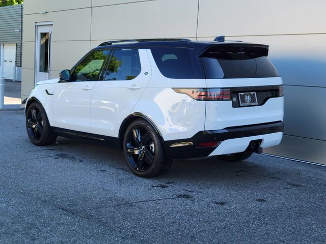 Used 2025 Land Rover Discovery Dynamic SE AWD/4WD image 3