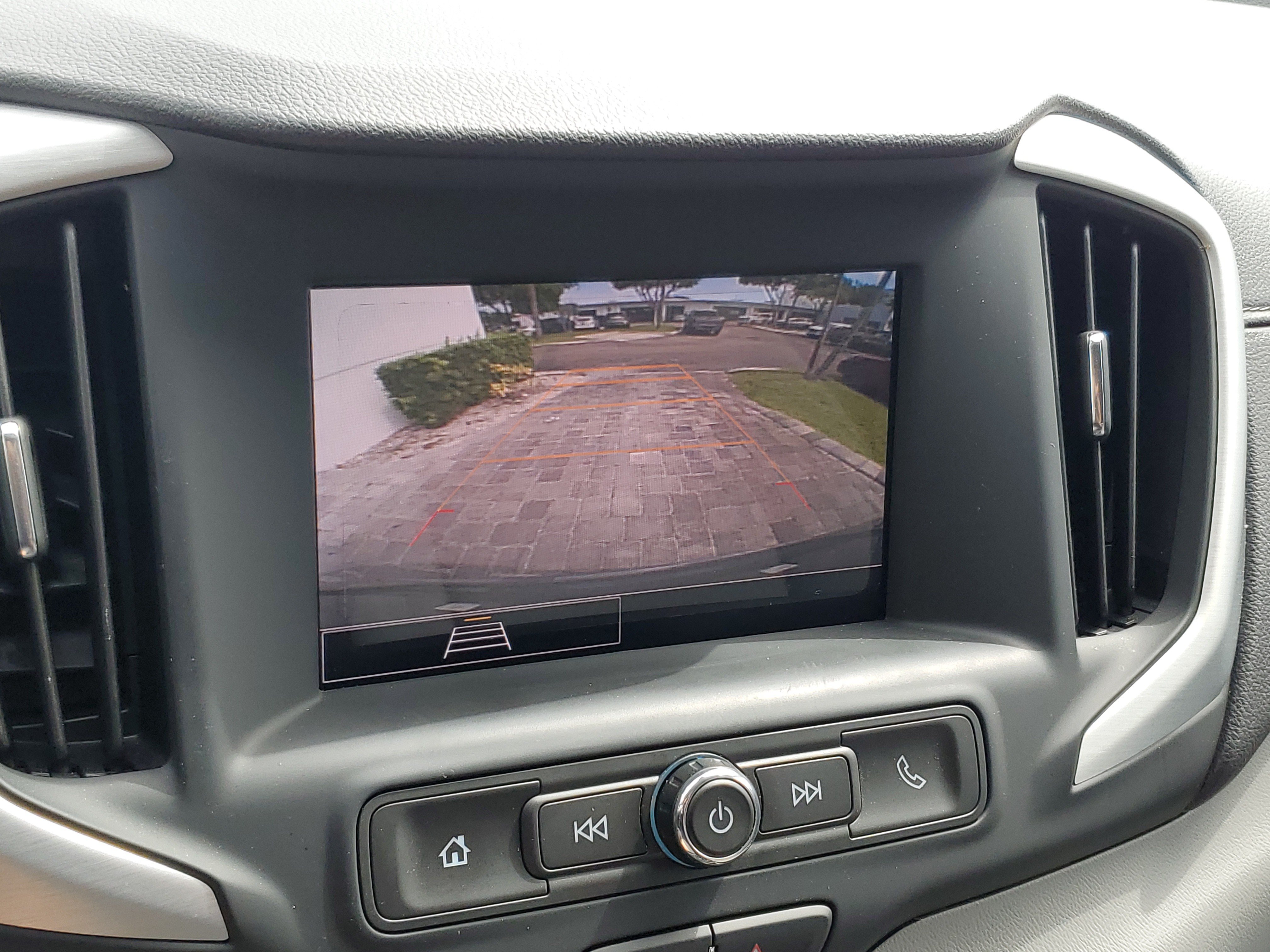Used 2024 GMC Terrain SLE w/ Driver Convenience Package FWD image 29