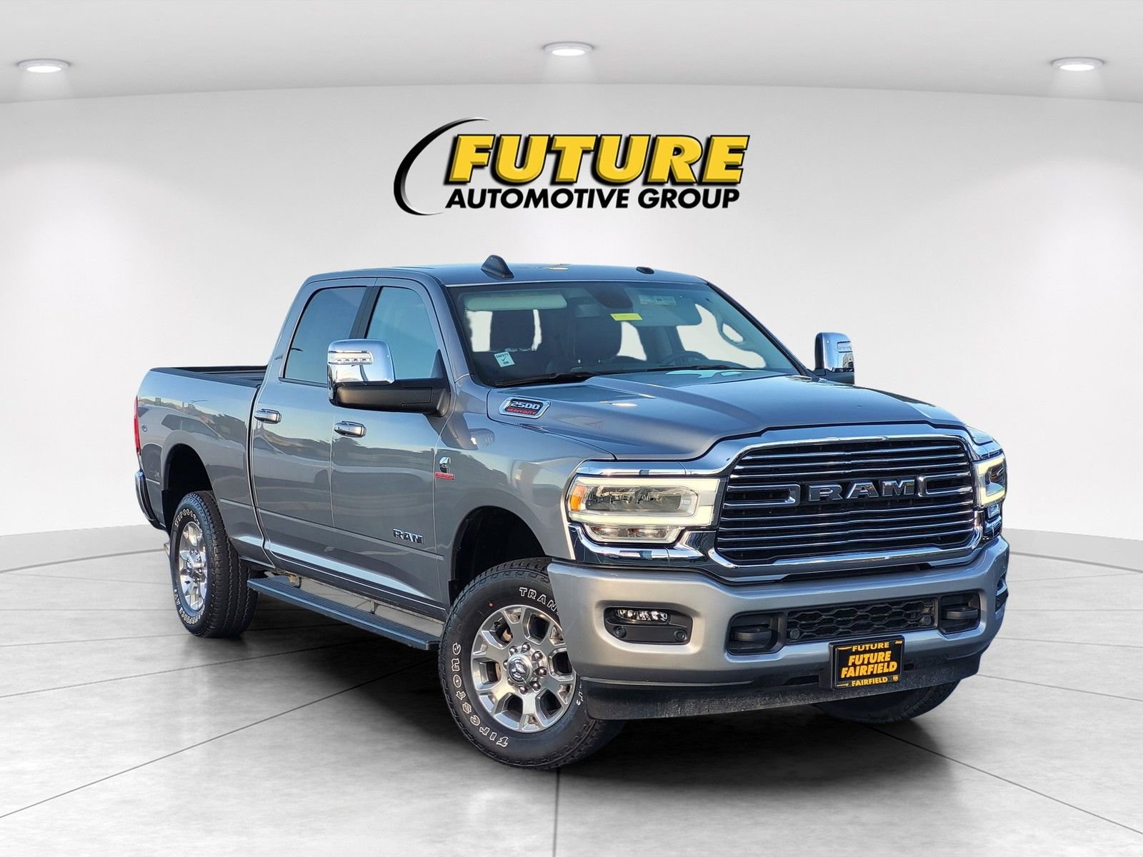 Used 2024 RAM 2500 Laramie AWD/4WD image 1