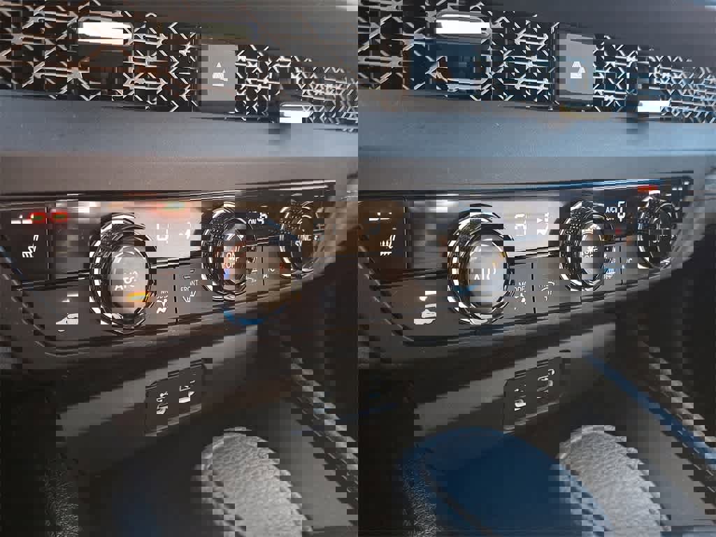 Certified 2024 Honda Accord EX image 14